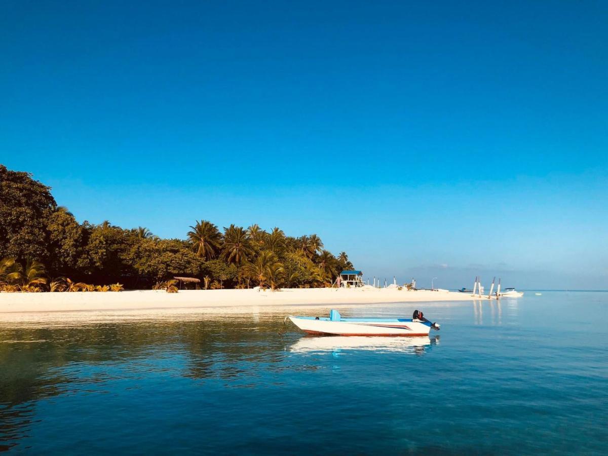 Huvan Inn Fulidhoo Exterior photo